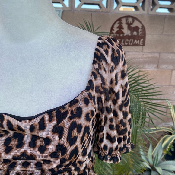 Popular 21 Leopard Print Ruched Mesh Blouse Top - Picture 4 of 8